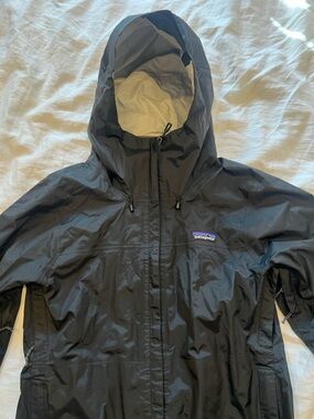Patagonia Women's Torrentshell Rain Jacket Size Small